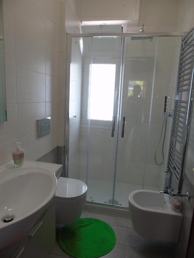Apartment Aurora & Nicole Ideal Per Biker Con Terazza Vista Mare Parcheggio E Wi-Fi Gratuiti Pietra Ligure Exterior foto